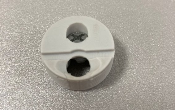 Корпусная стяжка под пресс, светло-серая, 20 штук