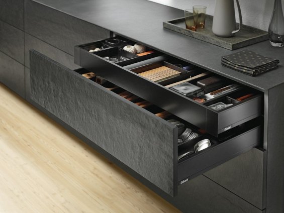 Внутренний ящик LEGRABOX pure (высота M 90,5, глубина 400 мм), терра-черный