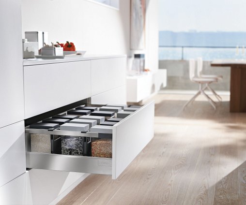 Ящик TANDEMBOX antaro с TIP-ON BLUMOTION (высота D 224, глубина 450 мм, вес ящика до 20 кг), крепление INSERTA, нержавеющая сталь